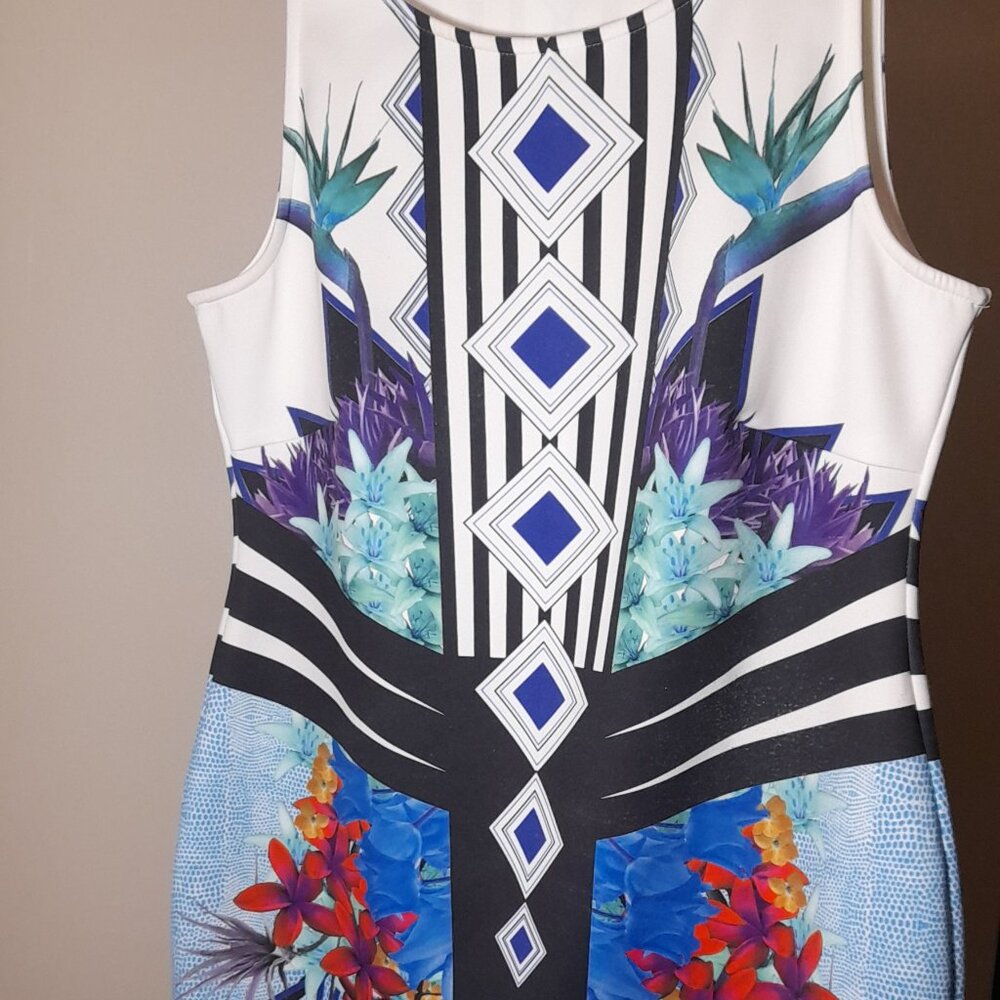 Egyptian Styled White & blue sleeveless dress